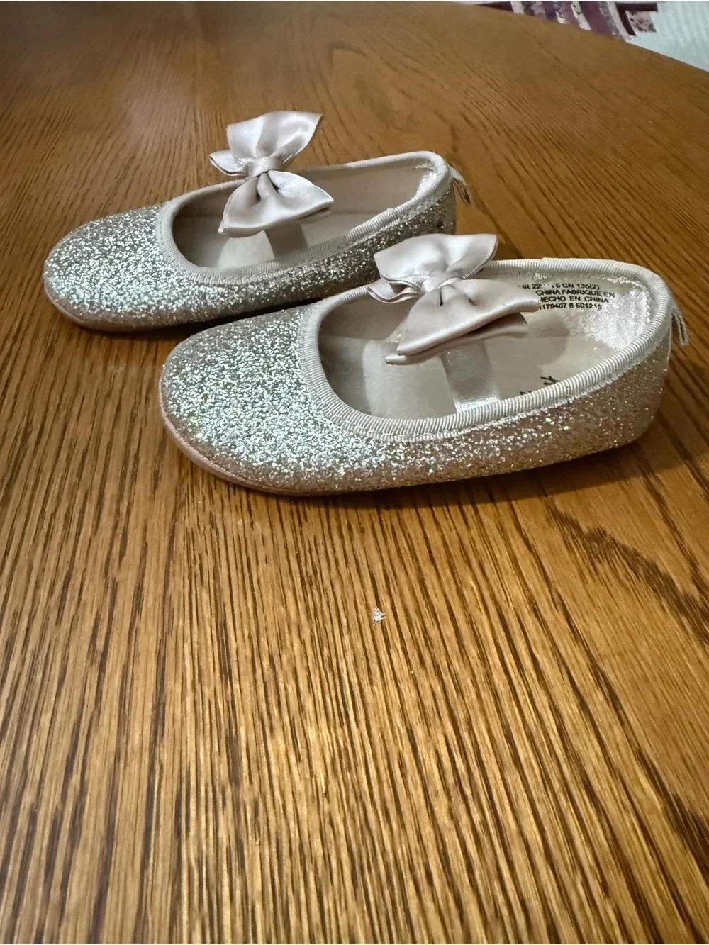 H&M Girls Sparkle Bow Slip-On Shoes in Champagne